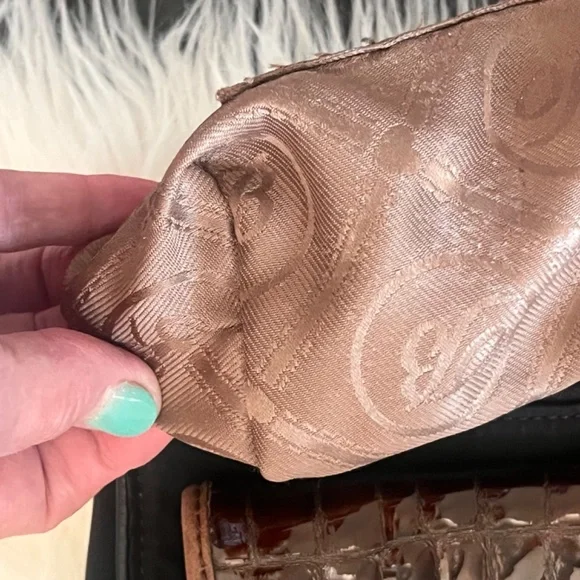 Brighton Black -  Croc Leather Flap Crossbody Bag - w/Dust Cover - Picture 8 of 15